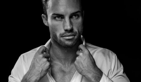 homme sur de lui