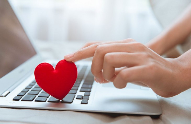 Peut-on trouver l'amour sur internet grâce aux sites et applications de rencontres ?