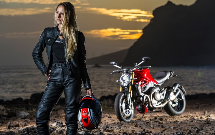 Pourquoi faire la connaissance d'une femme passionnée de moto quand on est motard ?